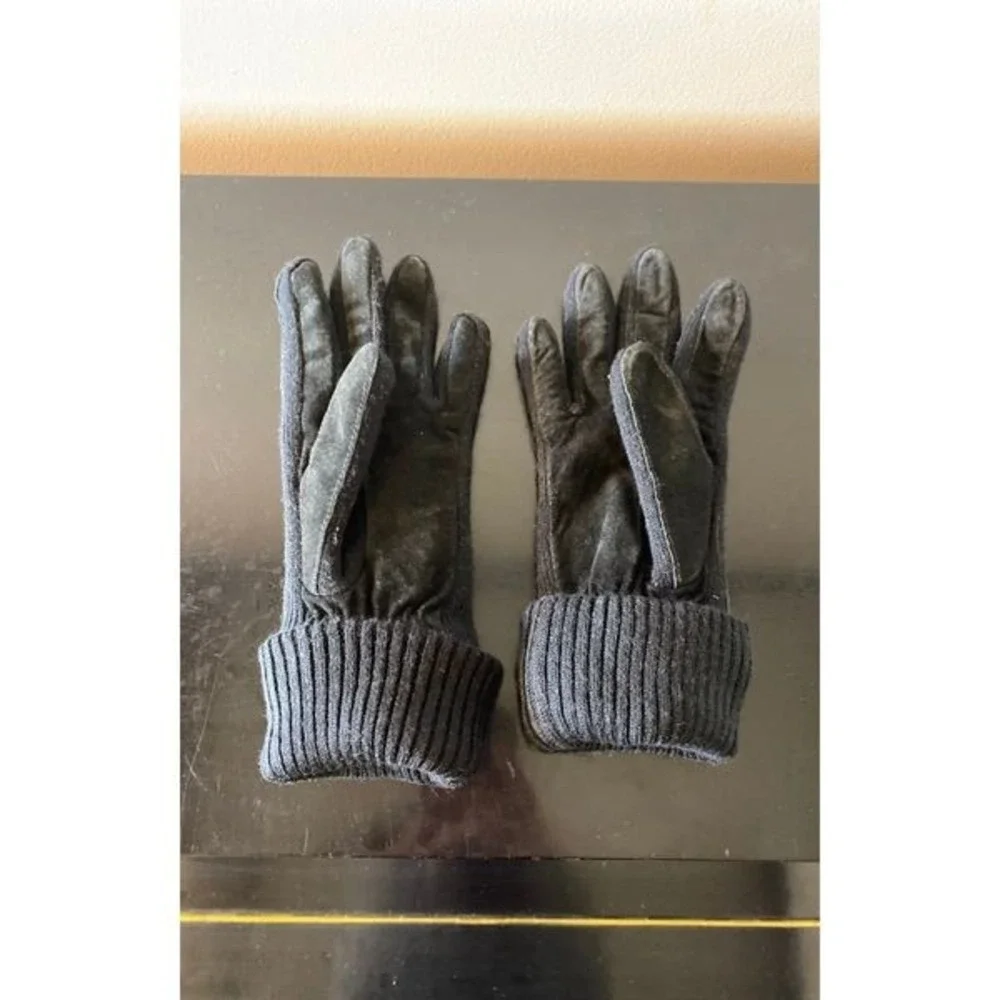 Jaclyn Smith Gloves‎